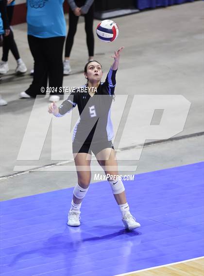 Thumbnail 3 in Denver South vs. Pueblo West (CHSAA 5A 1st Round) photogallery.