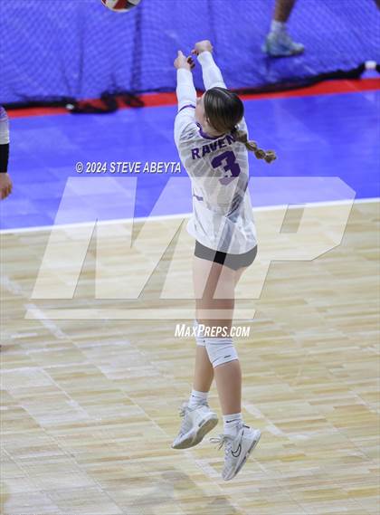 Thumbnail 2 in Denver South vs. Pueblo West (CHSAA 5A 1st Round) photogallery.