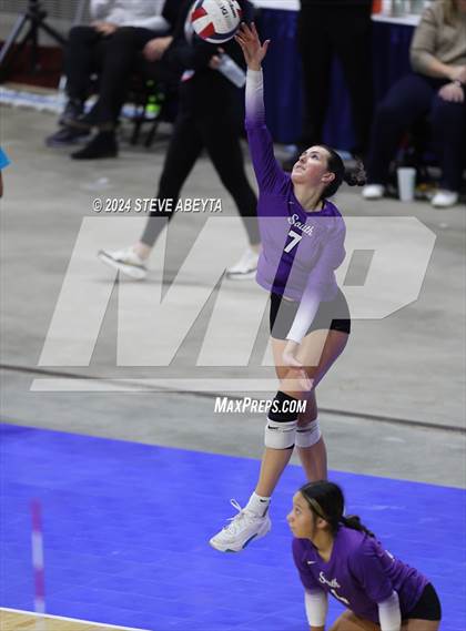Thumbnail 2 in Denver South vs. Pueblo West (CHSAA 5A 1st Round) photogallery.
