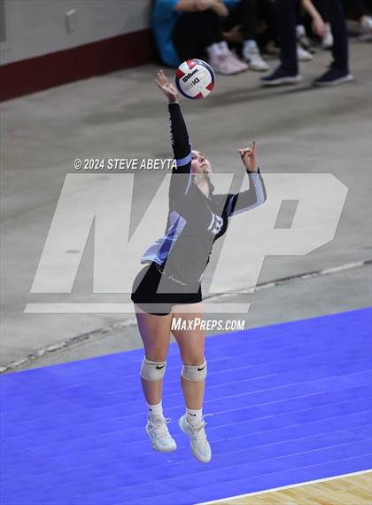 Thumbnail 2 in Denver South vs. Pueblo West (CHSAA 5A 1st Round) photogallery.