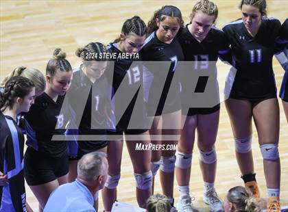 Thumbnail 2 in Denver South vs. Pueblo West (CHSAA 5A 1st Round) photogallery.