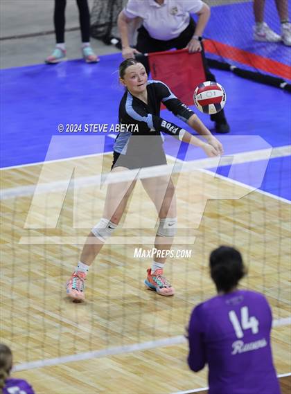 Thumbnail 1 in Denver South vs. Pueblo West (CHSAA 5A 1st Round) photogallery.