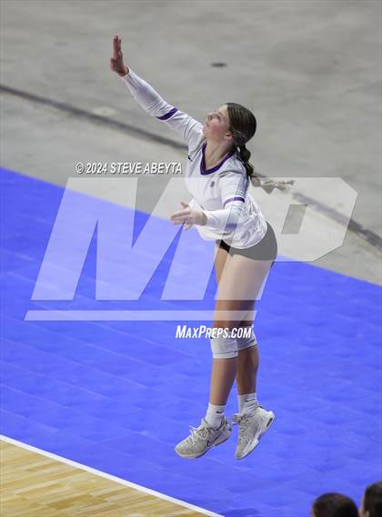 Thumbnail 2 in Denver South vs. Pueblo West (CHSAA 5A 1st Round) photogallery.