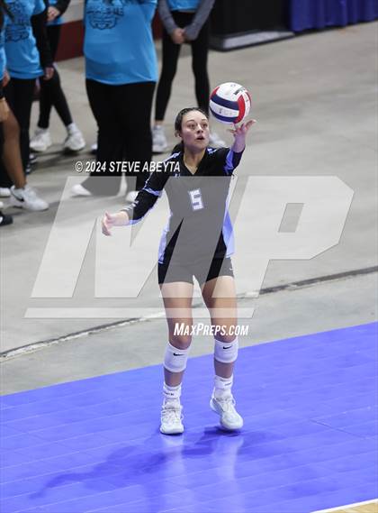 Thumbnail 2 in Denver South vs. Pueblo West (CHSAA 5A 1st Round) photogallery.