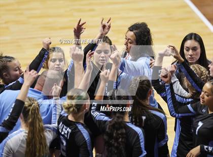 Thumbnail 1 in Denver South vs. Pueblo West (CHSAA 5A 1st Round) photogallery.