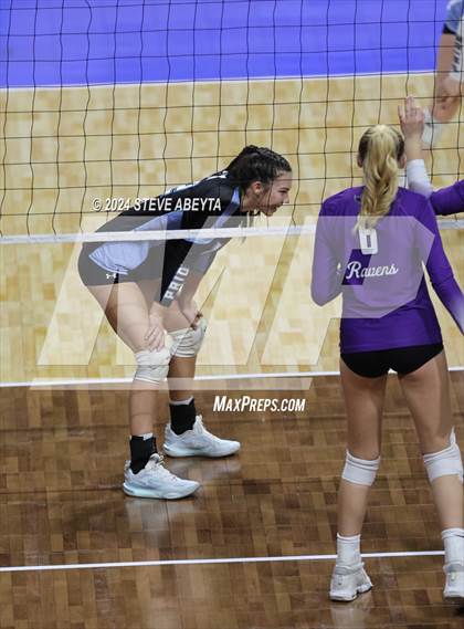 Thumbnail 3 in Denver South vs. Pueblo West (CHSAA 5A 1st Round) photogallery.