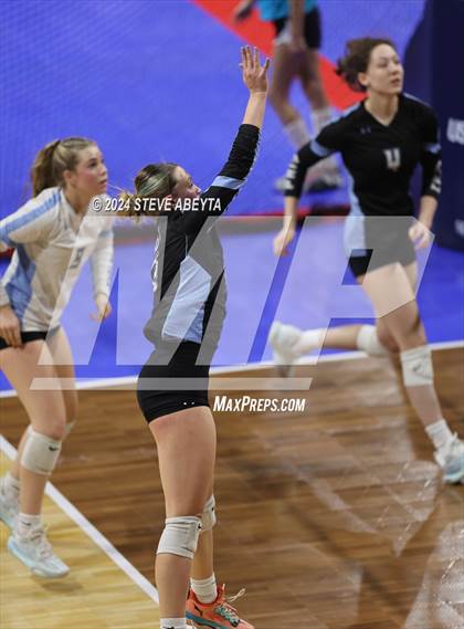 Thumbnail 2 in Denver South vs. Pueblo West (CHSAA 5A 1st Round) photogallery.