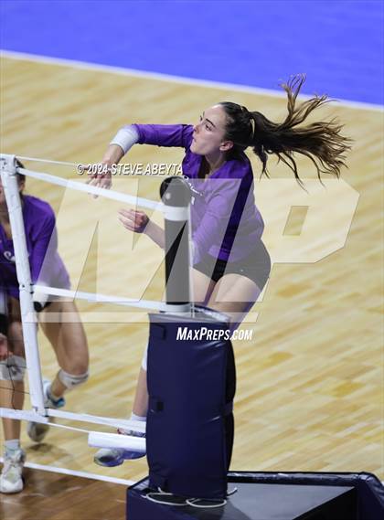 Thumbnail 2 in Denver South vs. Pueblo West (CHSAA 5A 1st Round) photogallery.