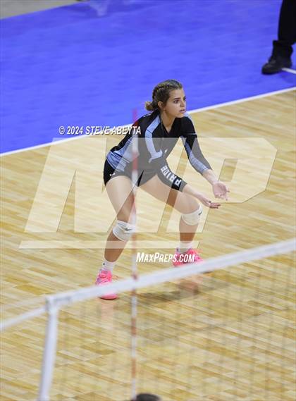 Thumbnail 2 in Denver South vs. Pueblo West (CHSAA 5A 1st Round) photogallery.