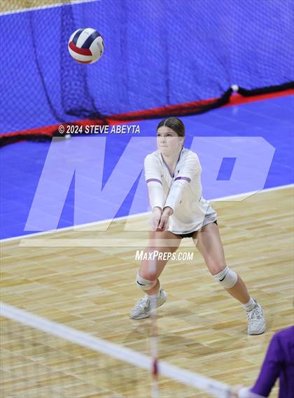 Thumbnail 3 in Denver South vs. Pueblo West (CHSAA 5A 1st Round) photogallery.