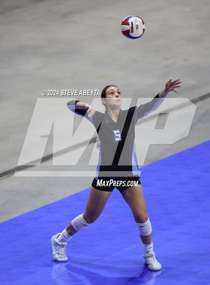 Thumbnail 1 in Denver South vs. Pueblo West (CHSAA 5A 1st Round) photogallery.