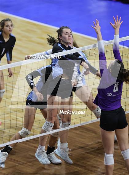 Thumbnail 1 in Denver South vs. Pueblo West (CHSAA 5A 1st Round) photogallery.