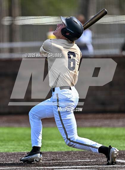 Thumbnail 1 in Longview vs. Pleasant Grove (Reich Builders Classic) photogallery.
