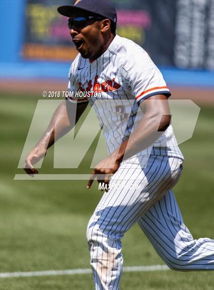 Thumbnail 2 in Polytechnic vs Moreno Valley (CIF-SS Division 6 Final) photogallery.