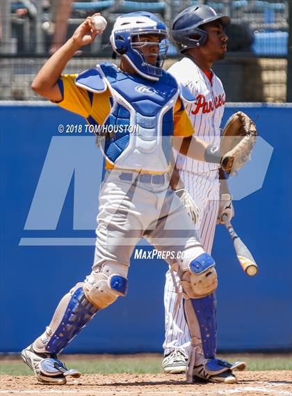 Thumbnail 2 in Polytechnic vs Moreno Valley (CIF-SS Division 6 Final) photogallery.