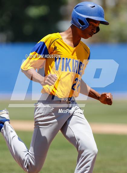 Thumbnail 2 in Polytechnic vs Moreno Valley (CIF-SS Division 6 Final) photogallery.