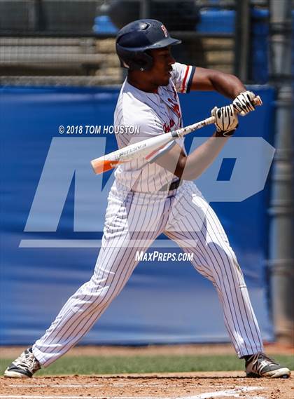 Thumbnail 2 in Polytechnic vs Moreno Valley (CIF-SS Division 6 Final) photogallery.