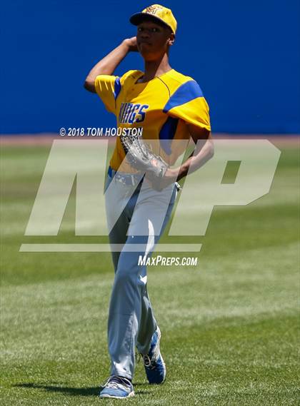 Thumbnail 2 in Polytechnic vs Moreno Valley (CIF-SS Division 6 Final) photogallery.