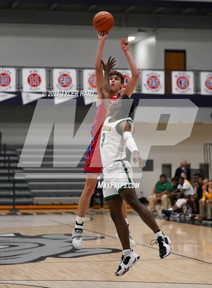 Thumbnail 1 in Indianapolis Crispus Attucks vs. Linton-Stockton (Sneakers for Santa Shootout) photogallery.