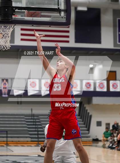 Thumbnail 2 in Indianapolis Crispus Attucks vs. Linton-Stockton (Sneakers for Santa Shootout) photogallery.