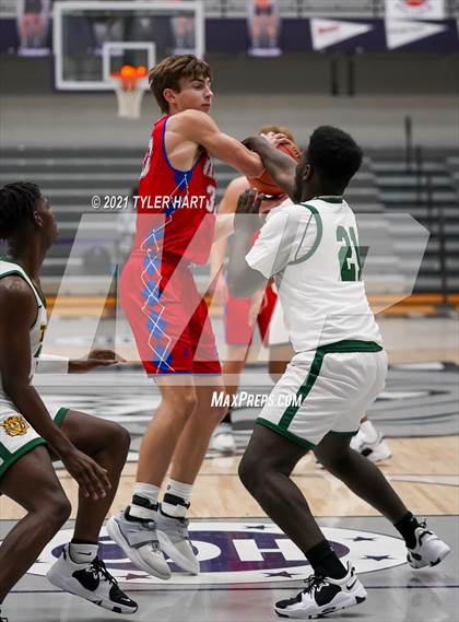 Thumbnail 2 in Indianapolis Crispus Attucks vs. Linton-Stockton (Sneakers for Santa Shootout) photogallery.