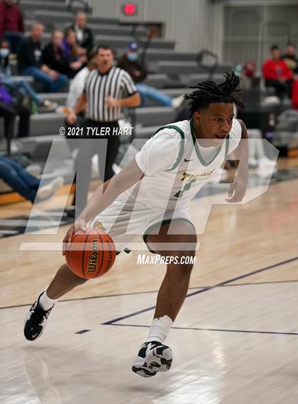 Thumbnail 2 in Indianapolis Crispus Attucks vs. Linton-Stockton (Sneakers for Santa Shootout) photogallery.