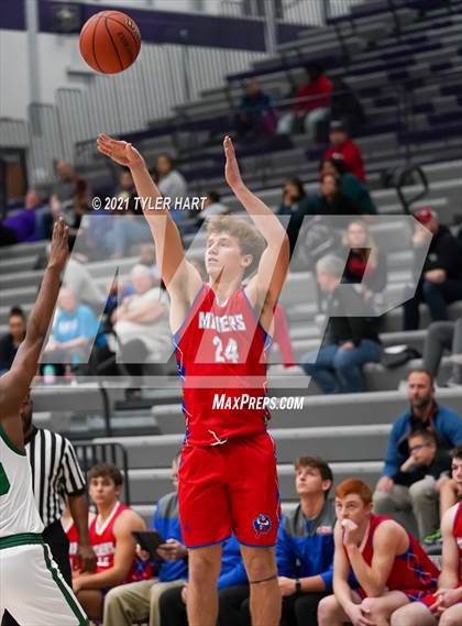 Thumbnail 3 in Indianapolis Crispus Attucks vs. Linton-Stockton (Sneakers for Santa Shootout) photogallery.