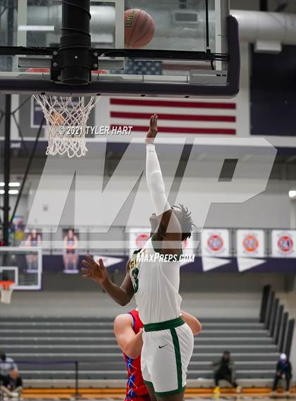 Thumbnail 1 in Indianapolis Crispus Attucks vs. Linton-Stockton (Sneakers for Santa Shootout) photogallery.
