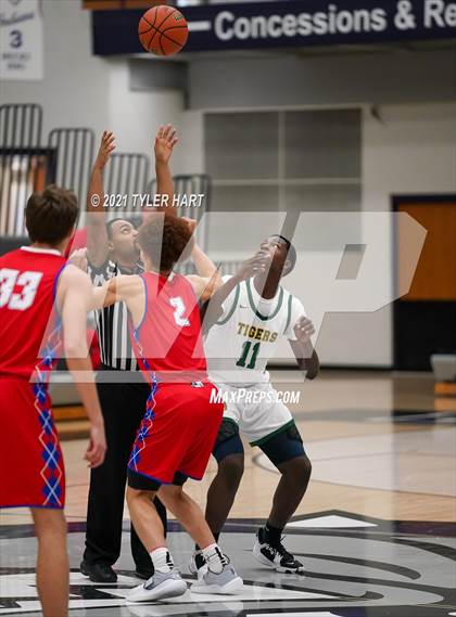 Thumbnail 1 in Indianapolis Crispus Attucks vs. Linton-Stockton (Sneakers for Santa Shootout) photogallery.