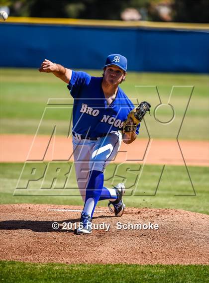 Thumbnail 3 in Fallbrook @ Rancho Bernardo photogallery.