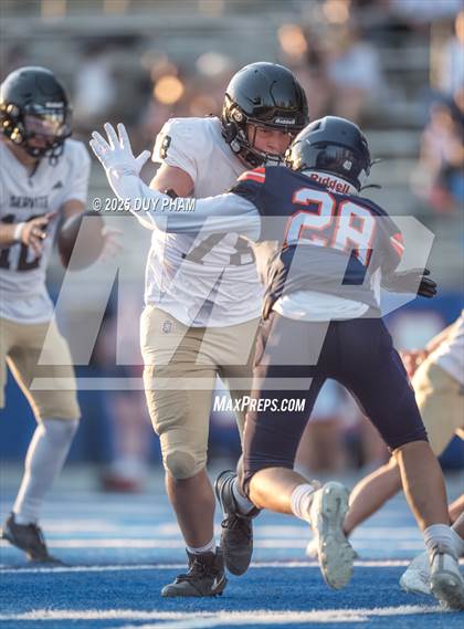 Thumbnail 1 in Servite @ Chaminade photogallery.