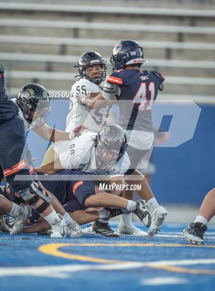 Thumbnail 3 in Servite @ Chaminade photogallery.
