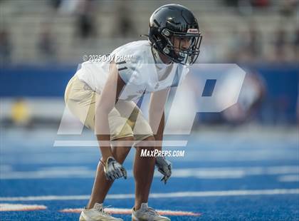Thumbnail 2 in Servite @ Chaminade photogallery.