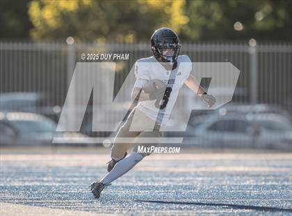 Thumbnail 3 in Servite @ Chaminade photogallery.