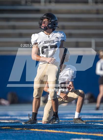 Thumbnail 3 in Servite @ Chaminade photogallery.