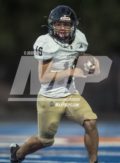 Thumbnail 3 in Servite @ Chaminade photogallery.
