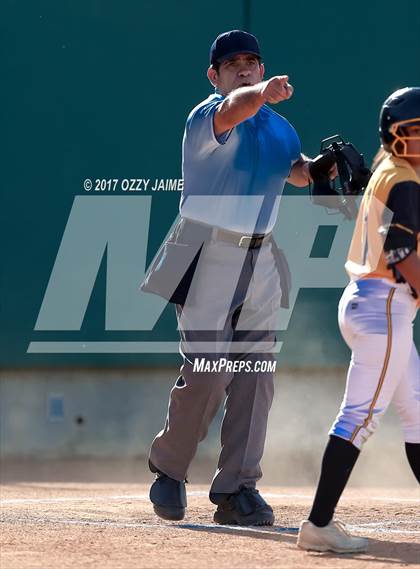 Thumbnail 1 in Marshall vs Brennan photogallery.