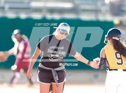 Thumbnail 3 in Marshall vs Brennan photogallery.