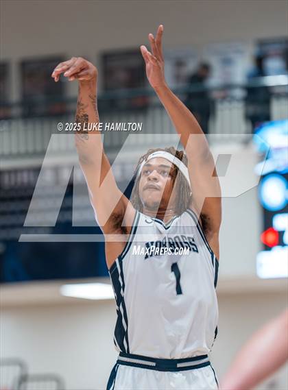 Thumbnail 3 in Lambert @ Norcross photogallery.