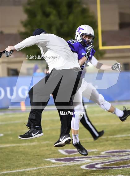 Thumbnail 2 in Northwest Christian vs. Payson (AIA D3 Playoff) photogallery.