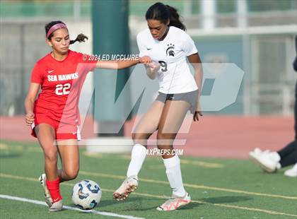 Thumbnail 3 in South vs Redondo (South JV Holiday Tournament) photogallery.