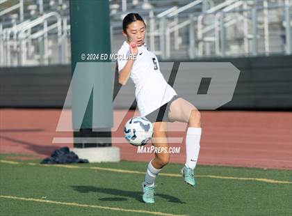 Thumbnail 3 in South vs Redondo (South JV Holiday Tournament) photogallery.