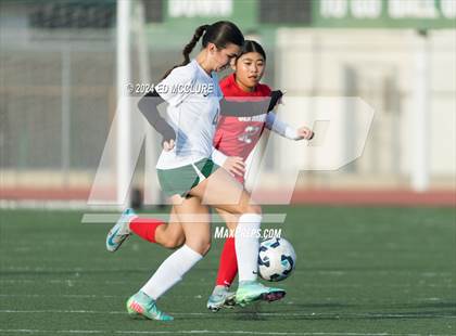 Thumbnail 3 in South vs Redondo (South JV Holiday Tournament) photogallery.