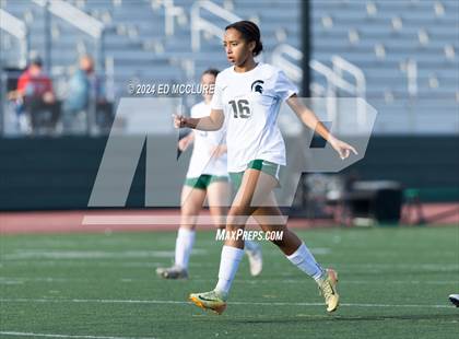 Thumbnail 1 in South vs Redondo (South JV Holiday Tournament) photogallery.