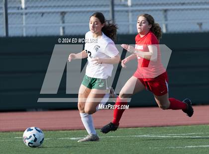 Thumbnail 1 in South vs Redondo (South JV Holiday Tournament) photogallery.