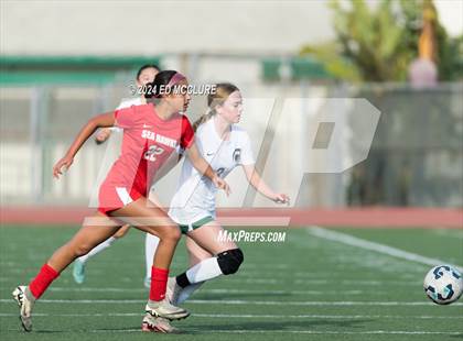 Thumbnail 3 in South vs Redondo (South JV Holiday Tournament) photogallery.