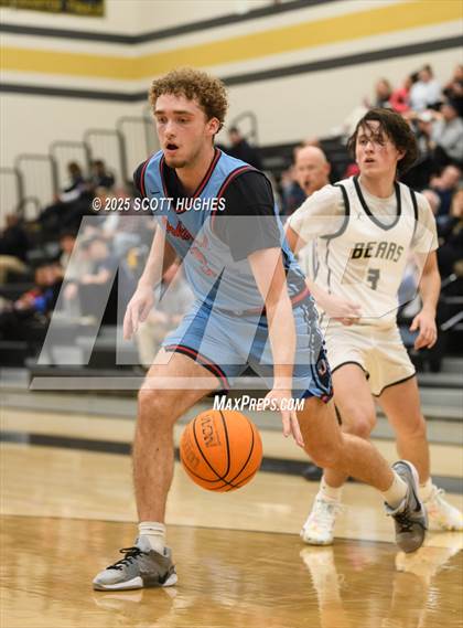 Thumbnail 2 in Oakland @ Mount Juliet photogallery.