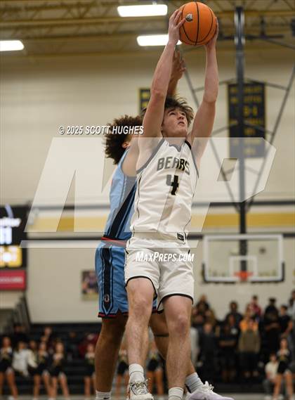 Thumbnail 2 in Oakland @ Mount Juliet photogallery.