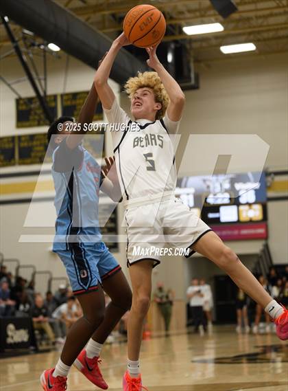 Thumbnail 3 in Oakland @ Mount Juliet photogallery.