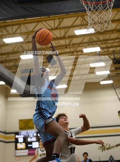 Thumbnail 1 in Oakland @ Mount Juliet photogallery.